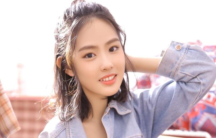玉器与公主的成长历程