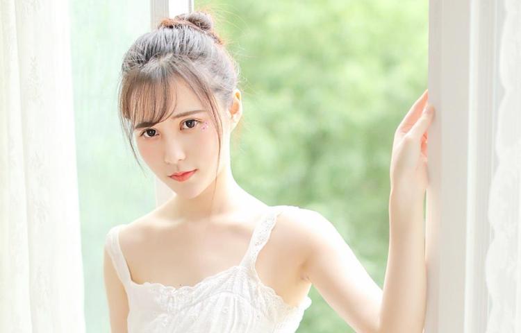 小芬独特的叙事风格